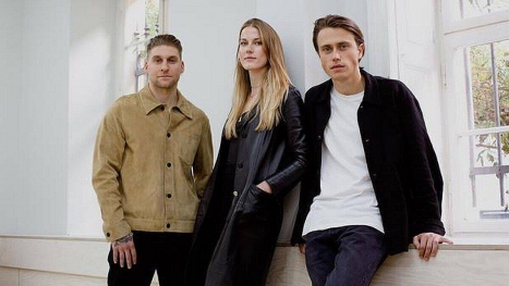 Heimat-, McKinsey- und antoni-Trio schiebt Newcomer-Agentur auf die Startrampe - Nicolas Blättry, (links), Kyra von Mutius und Nils Unterharnscheidt haben die Newcomer-Agentur Partners Creative Consultancy gegründet - Foto: Partners